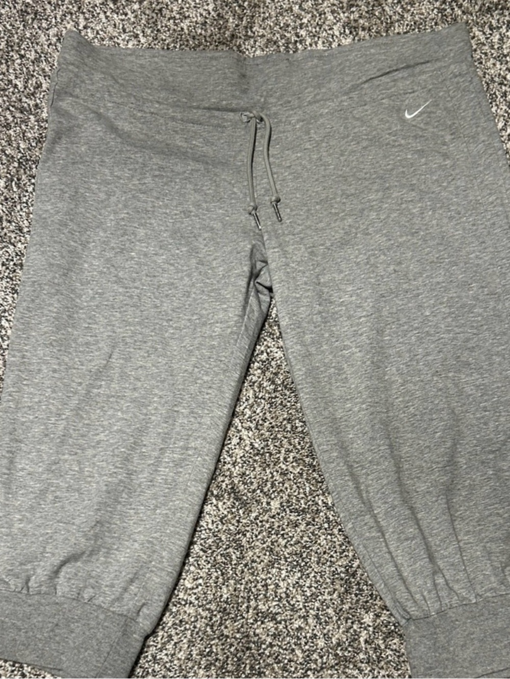 Nike Girls' Heather Gray Capri Joggers with Drawstring